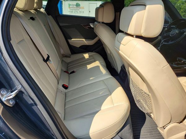 2017 AUDI A4 quattro Premium Plus