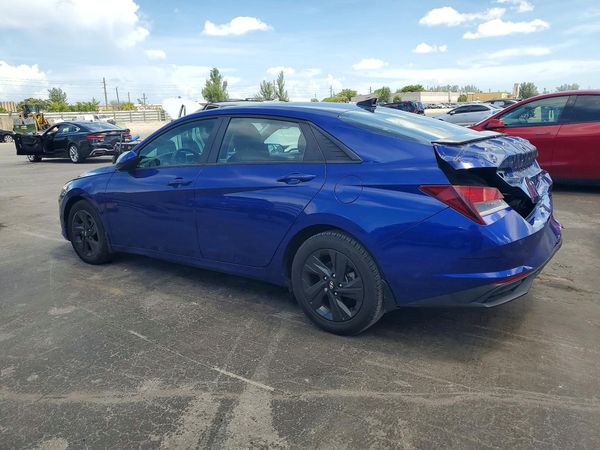 2021 HYUNDAI ELANTRA SEL w/ Convenience Pkg