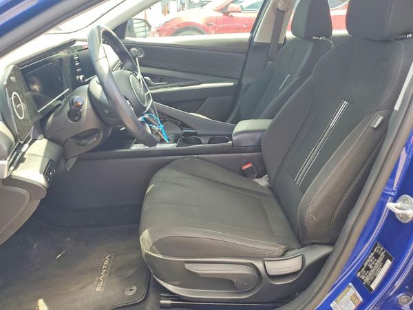 2021 HYUNDAI ELANTRA SEL w/ Convenience Pkg