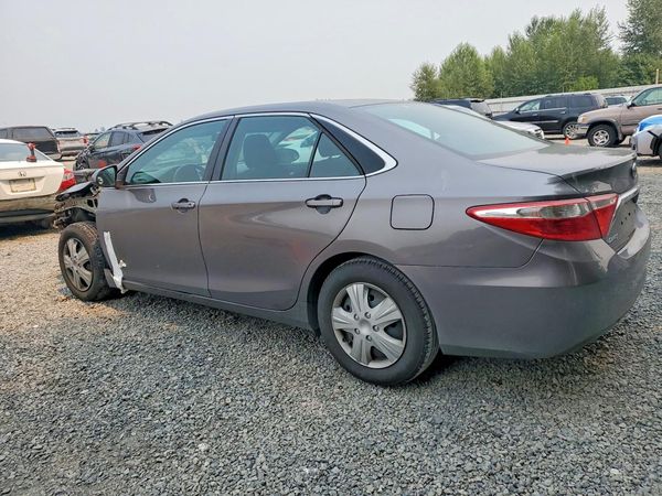 2016 TOYOTA CAMRY