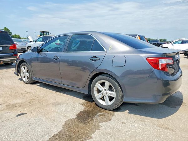 2013 TOYOTA CAMRY