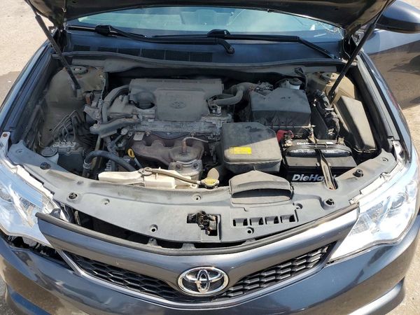2013 TOYOTA CAMRY