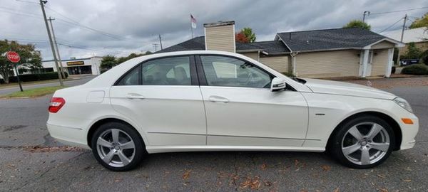 2012 MERCEDES-BENZ E