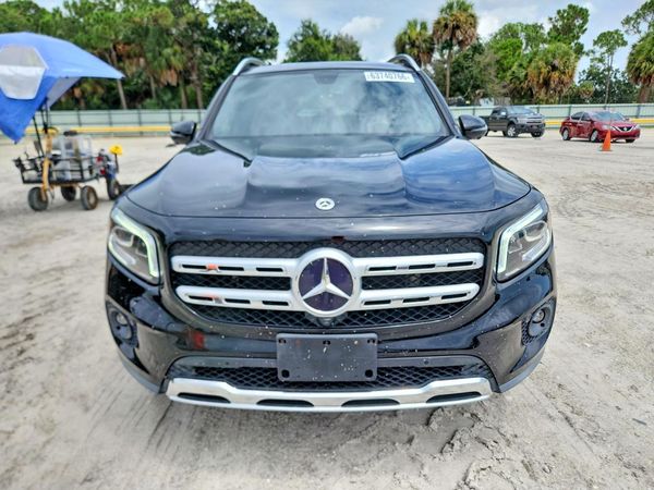 2021 MERCEDES-BENZ GLB GLB250