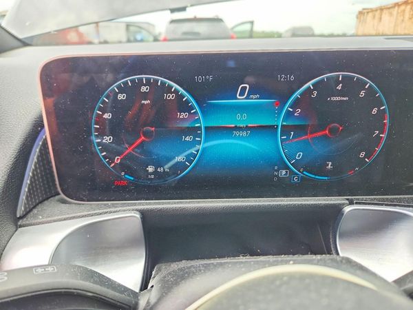 2021 MERCEDES-BENZ GLB GLB250