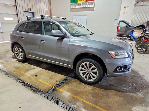 2014 AUDI Q5 Premium Plus