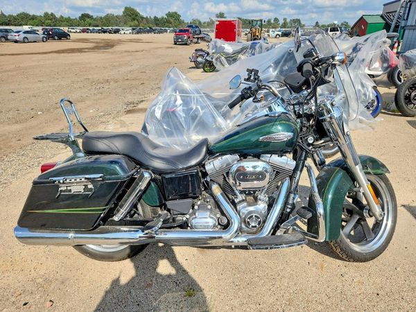 2016 HARLEY-DAVIDSON FL