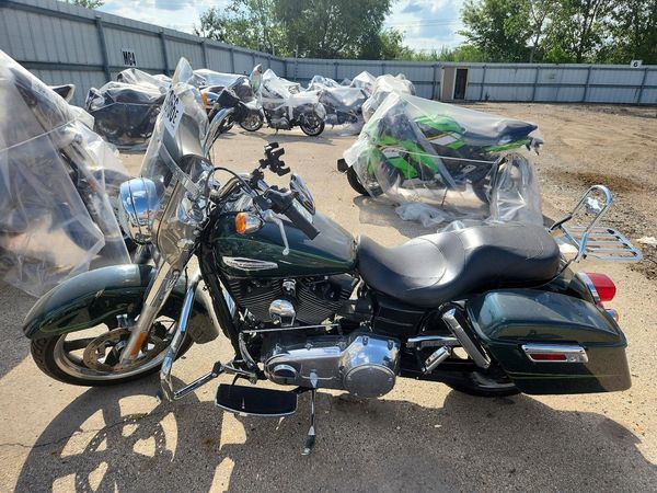 2016 HARLEY-DAVIDSON FL
