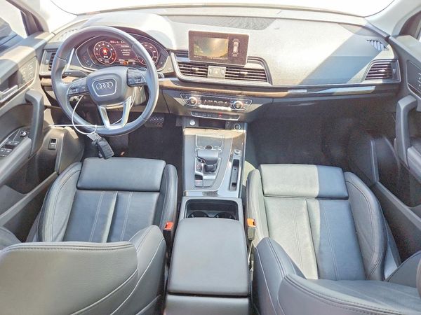 2019 AUDI Q5 quattro Premium Plus