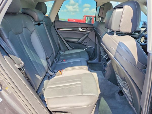 2019 AUDI Q5 quattro Premium Plus