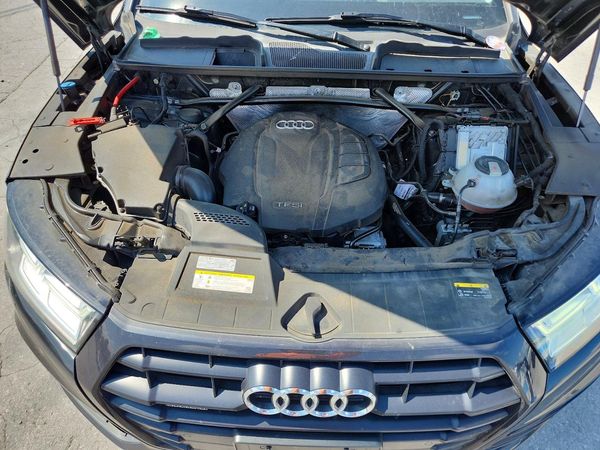 2019 AUDI Q5 quattro Premium Plus