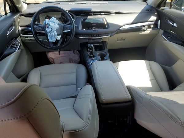 2020 CADILLAC XT4 Luxury