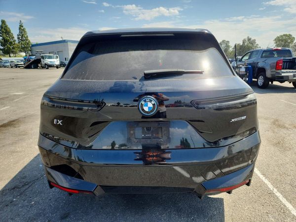 2025 BMW IX