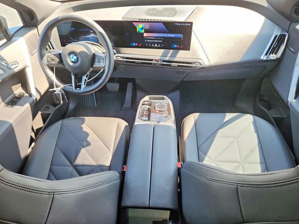 2025 BMW IX