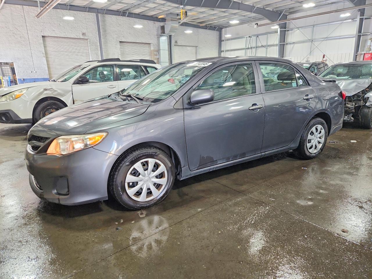 2013 TOYOTA COROLLA