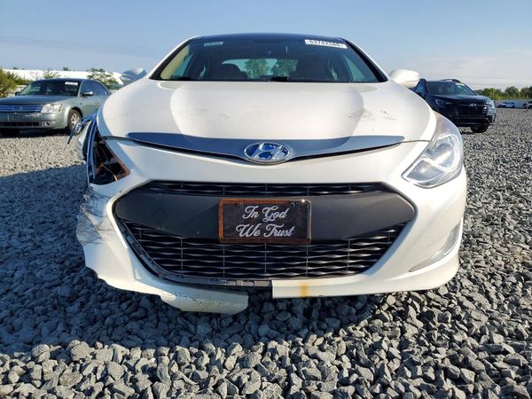 2012 HYUNDAI SONATA Middle level