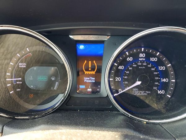 2012 HYUNDAI SONATA Middle level