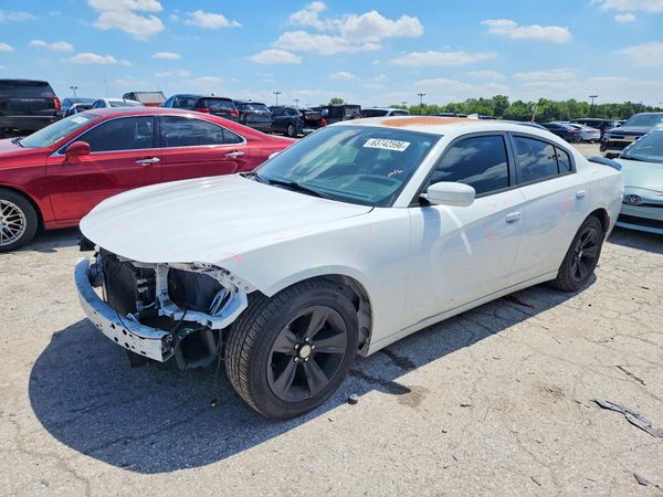 2015 DODGE CHARGER SXT