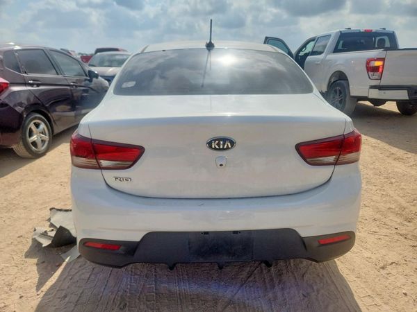 2019 KIA RIO