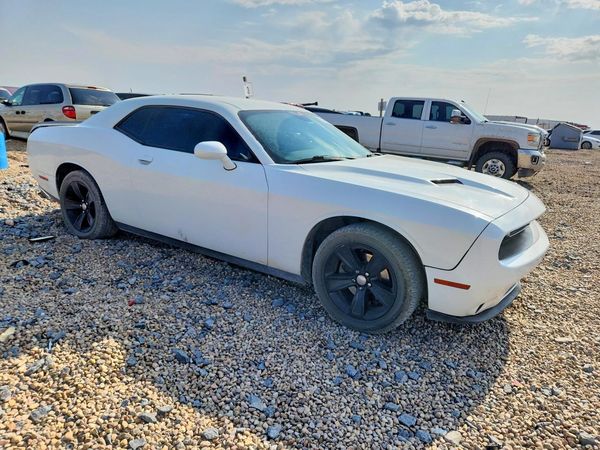 2016 DODGE CHALLENGER SXT