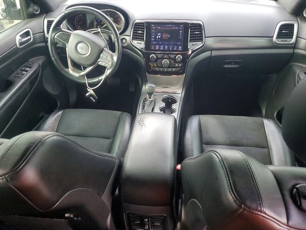 2020 JEEP GRAND CHEROKEE LAREDO 4X2