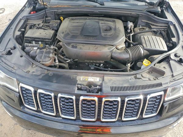 2020 JEEP GRAND CHEROKEE LAREDO 4X2