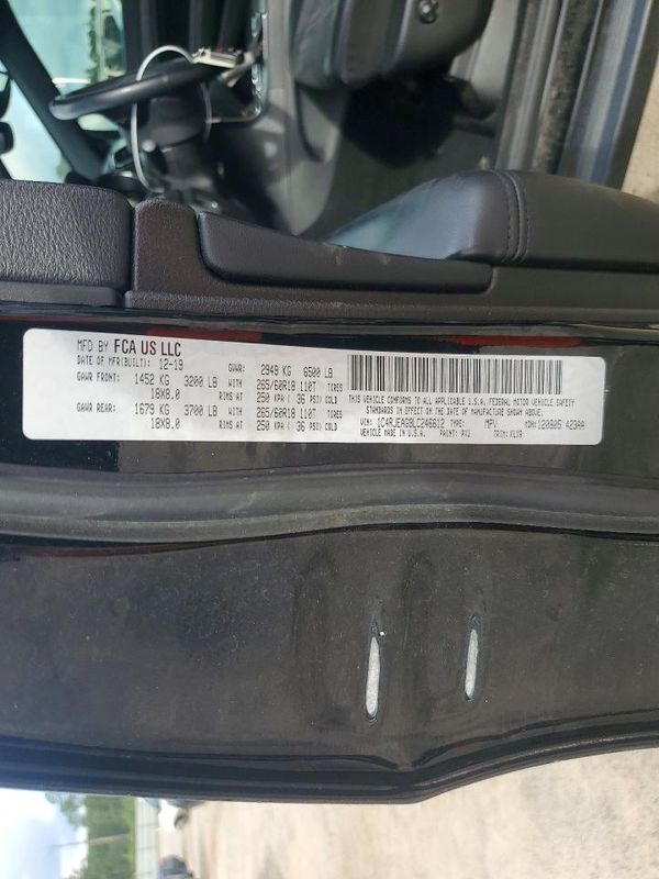 2020 JEEP GRAND CHEROKEE LAREDO 4X2