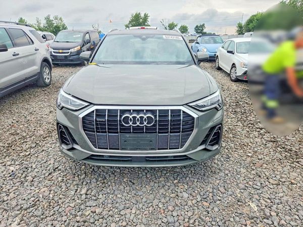 2021 AUDI Q3
