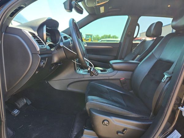 2017 JEEP GRAND CHEROKEE LAREDO 4X4