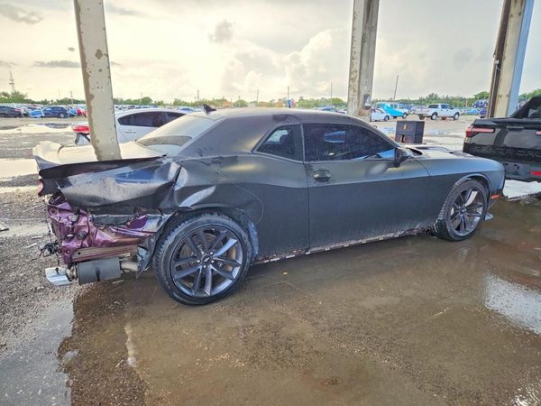 2021 DODGE CHALLENGER SXT