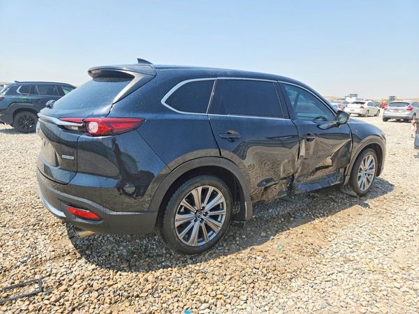 2023 MAZDA CX-9 Signature