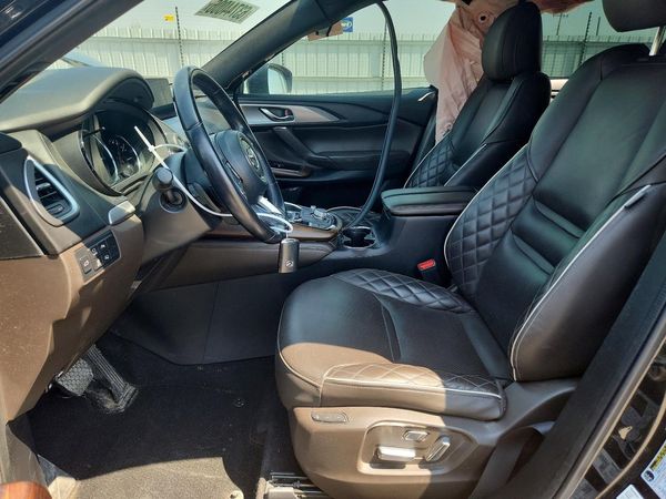 2023 MAZDA CX-9 Signature
