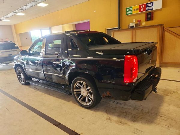 2013 CADILLAC ESCALADE