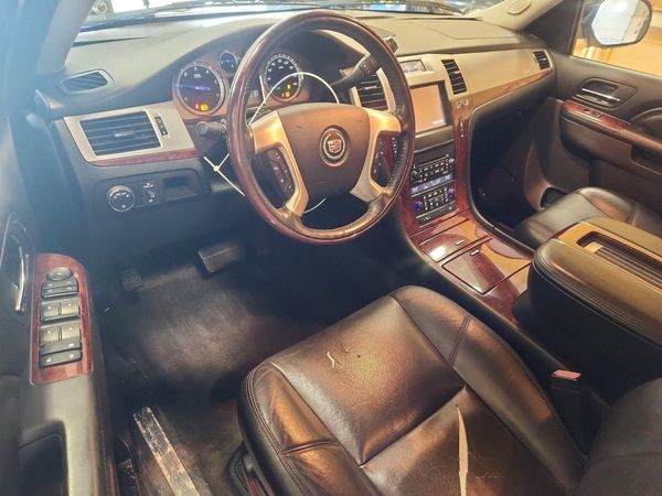 2013 CADILLAC ESCALADE