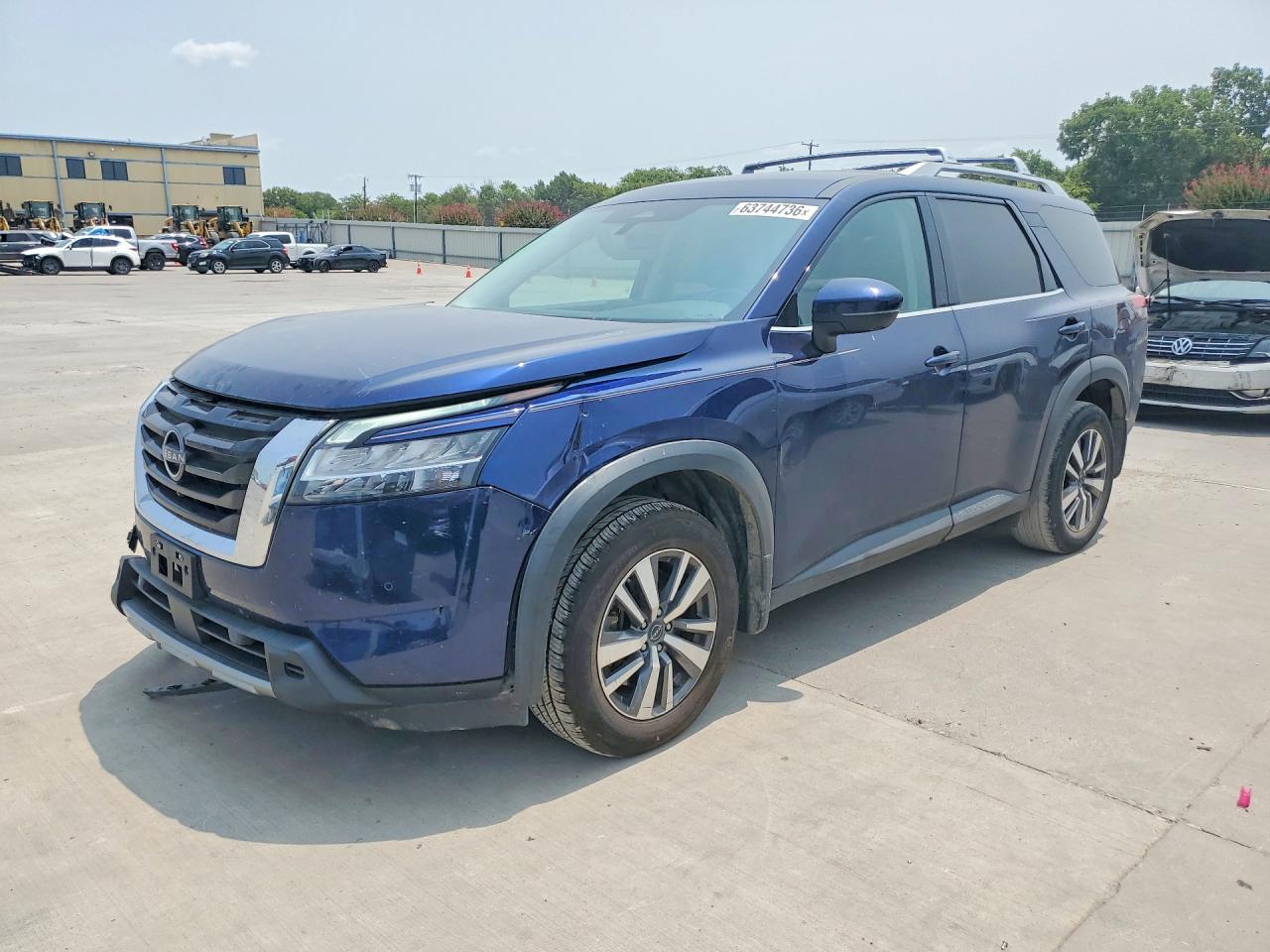 2023 NISSAN PATHFINDER SL
