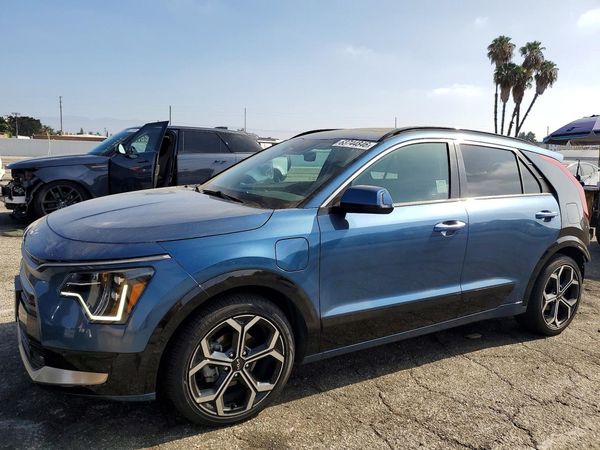 2023 KIA NIRO