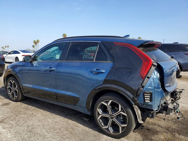 2023 KIA NIRO