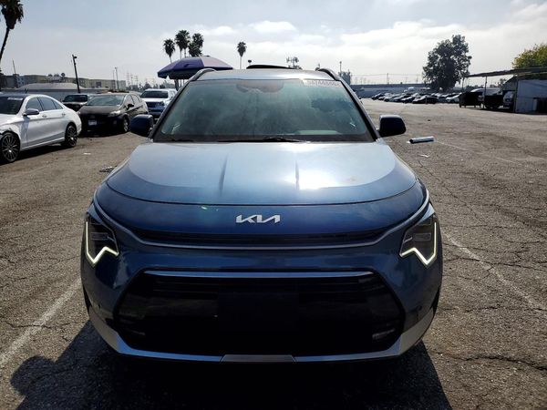 2023 KIA NIRO