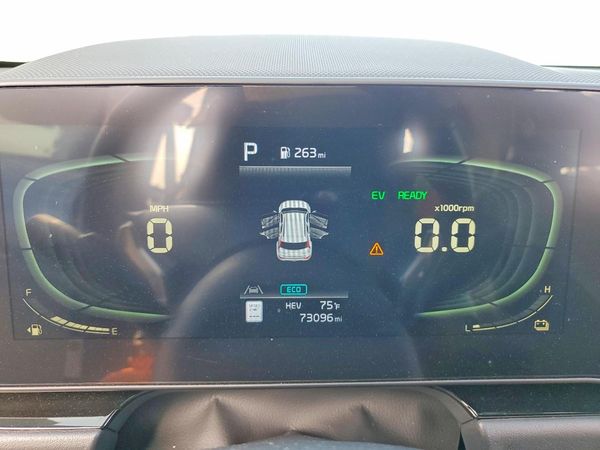 2023 KIA NIRO