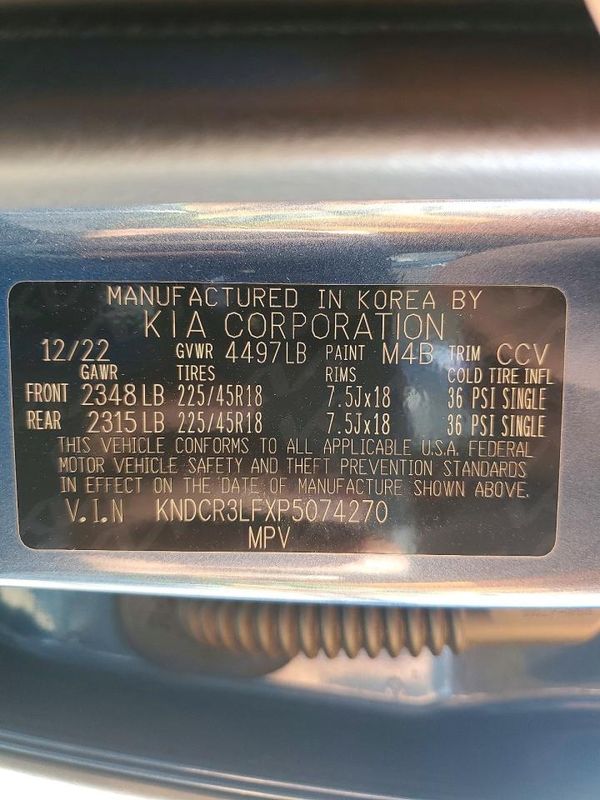 2023 KIA NIRO
