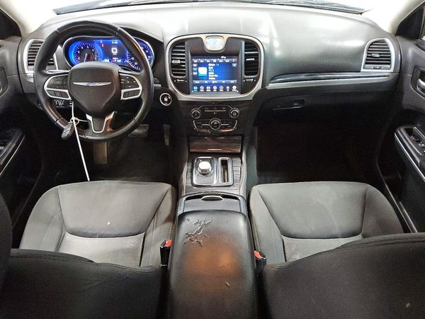 2018 CHRYSLER 300