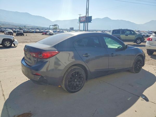 2014 MAZDA 3