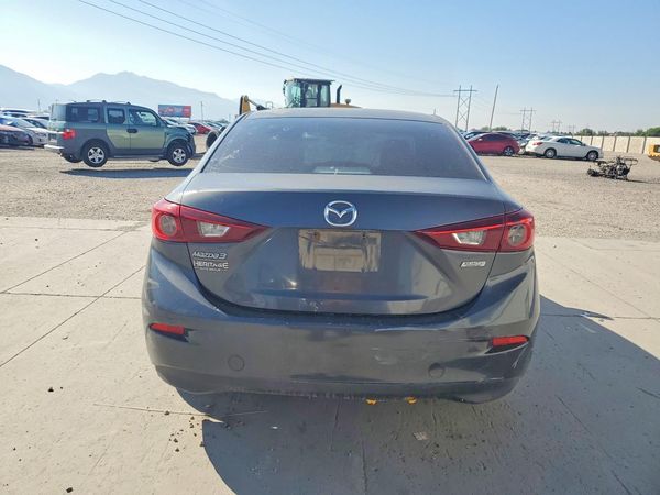 2014 MAZDA 3
