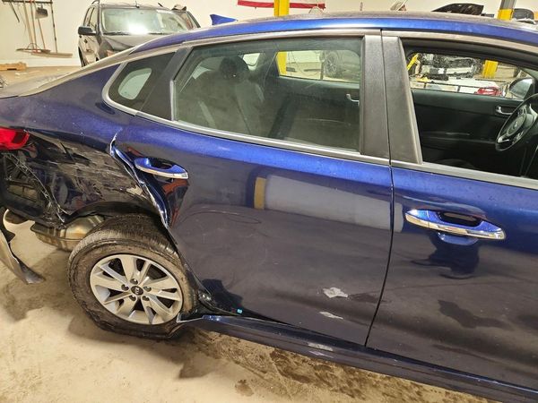 2017 KIA OPTIMA