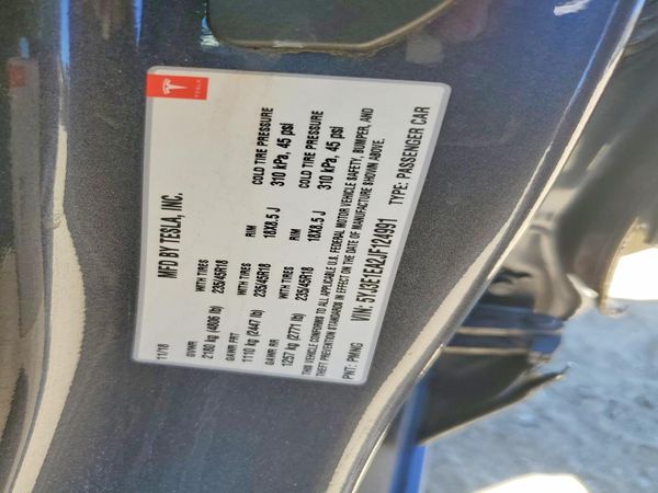 2018 TESLA MODEL 3