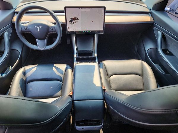 2020 TESLA MODEL 3