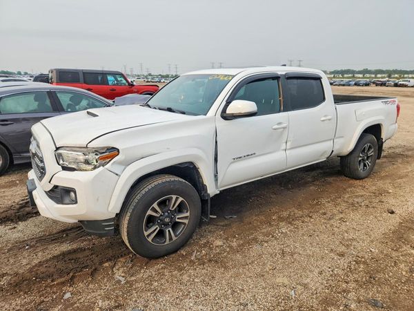 2017 TOYOTA TACOMA