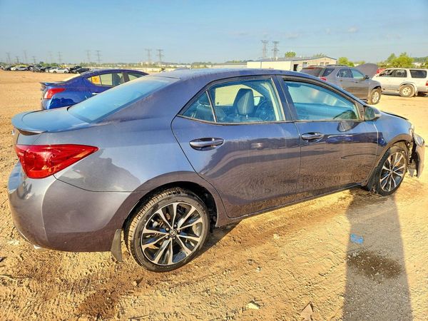 2017 TOYOTA COROLLA