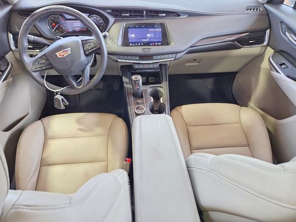 2019 CADILLAC XT4 Premium Luxury