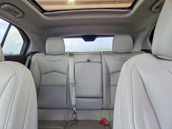 2019 CADILLAC XT4 Premium Luxury